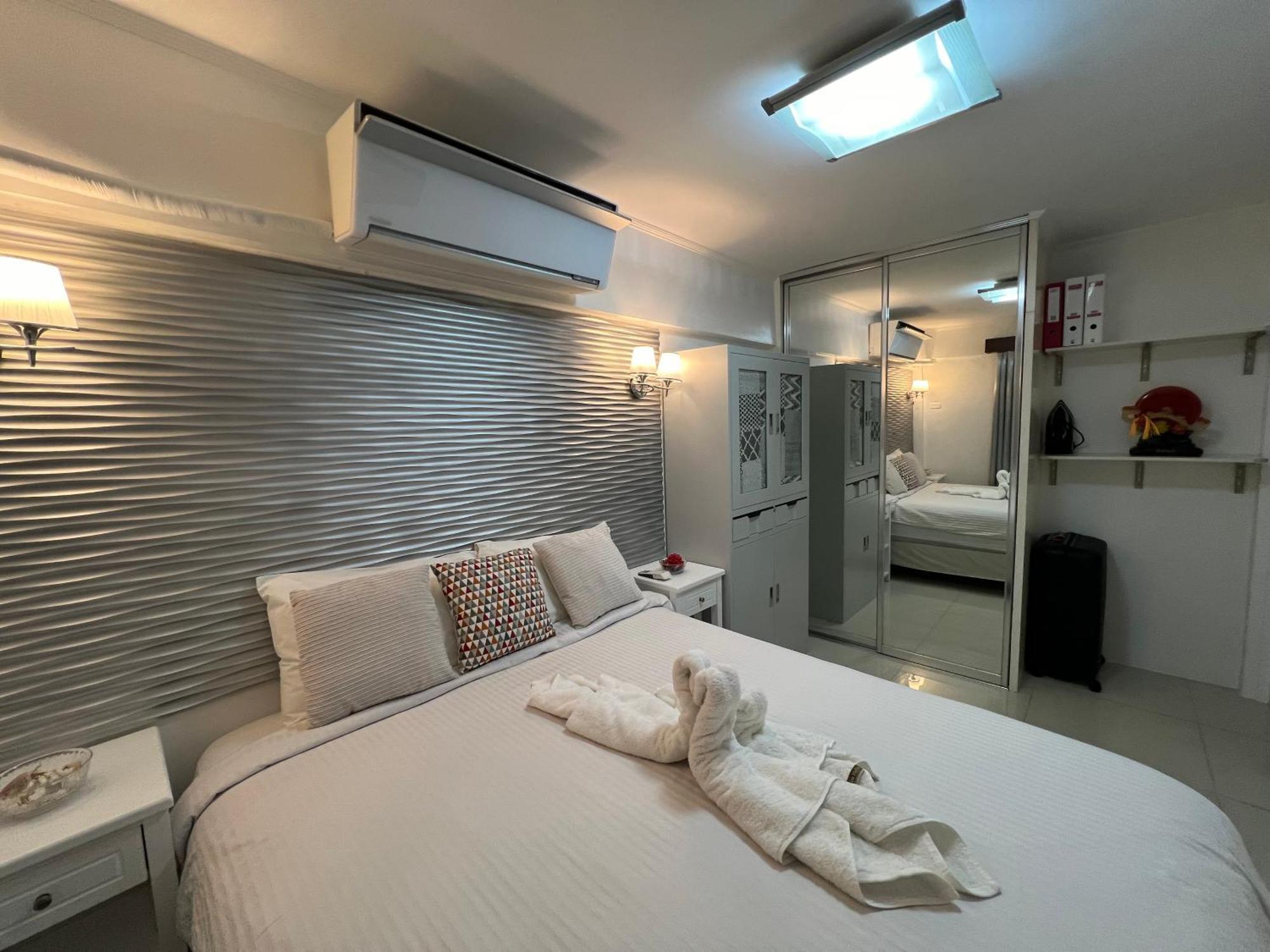 Stunning 2Br Apt, 65 Sq M Netflix At Rosewood Pointe Residences Near Bgc Manila Zewnętrze zdjęcie